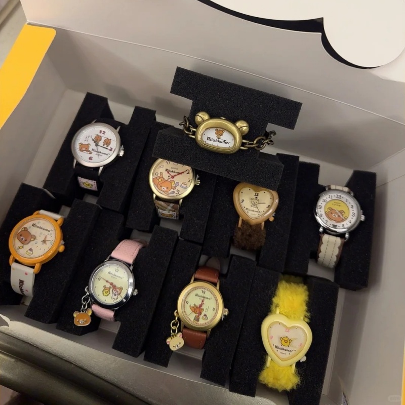 Moments Watches & Jewelry Vaughan Mills - ساعة يد أصلية من سلسلة ريلاكوما