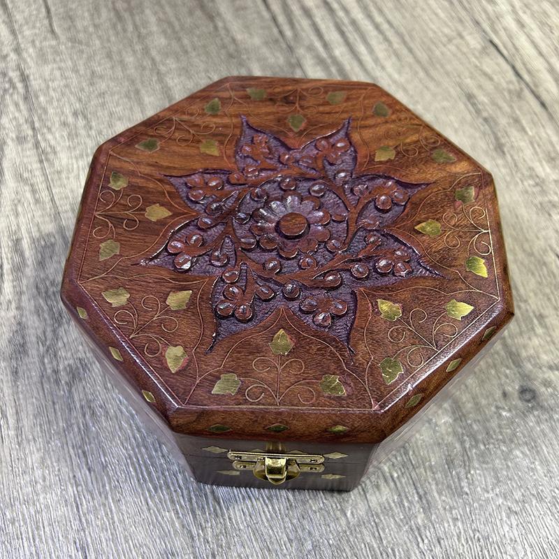 صندوق خشبي مثمن منحوت يدويًا م - مراجعة Indian Jewelry Watches وسعره
